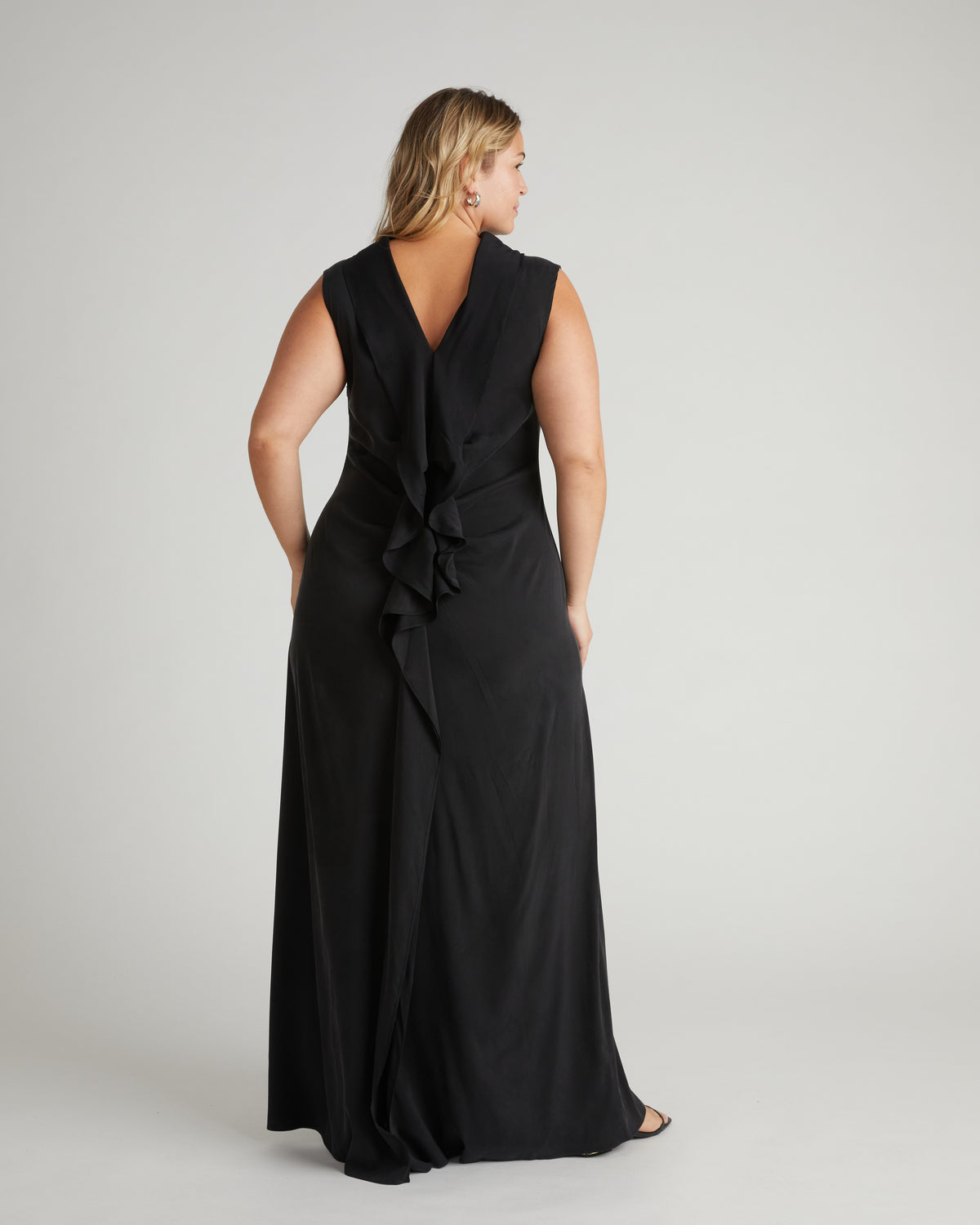 US x Lauren Chan Stretch Cupro Gown - Black | Plus Size & Straight Size Women's Fashion | Universal Standard