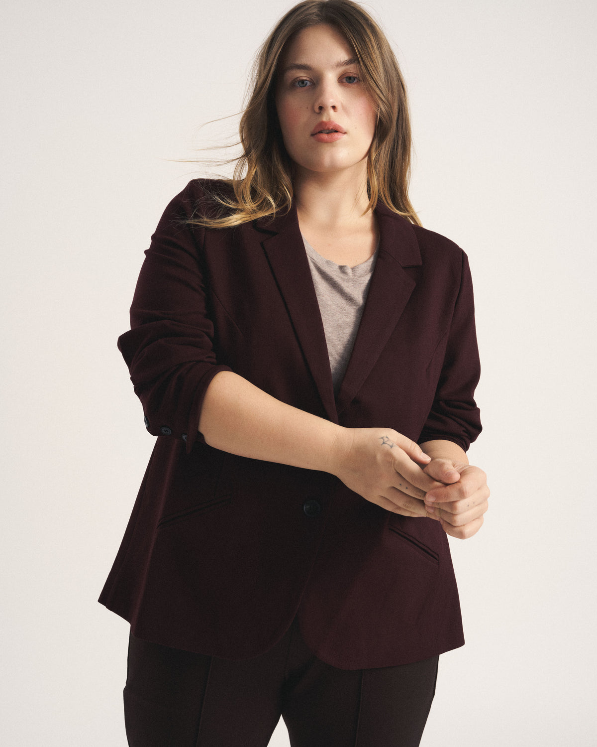 Beas Ponte Blazer - Black Cherry | Plus Size & Straight Size Women's Fashion | Universal Standard