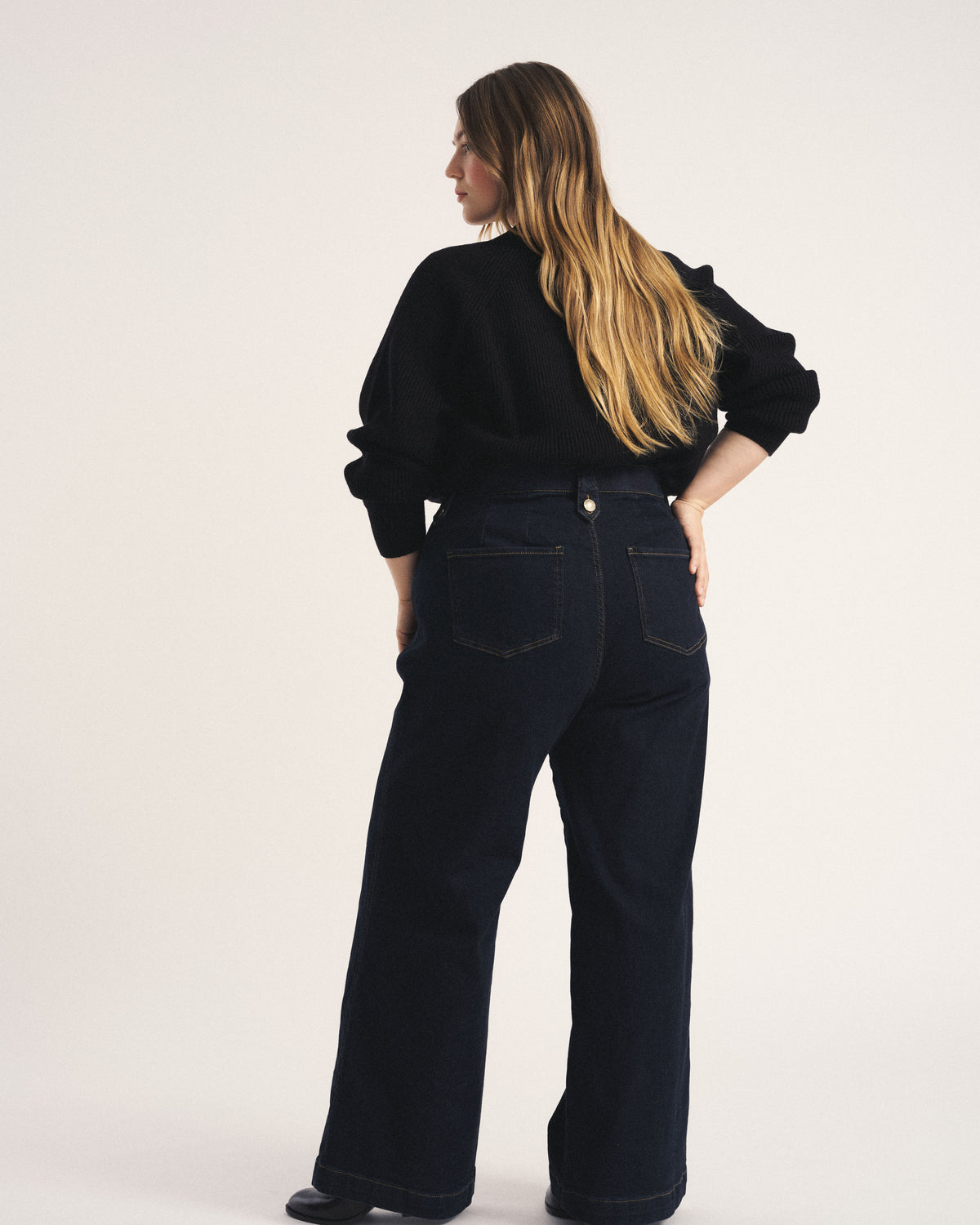 The Column Jean - Dark Blue Persuasion | Plus Size & Straight Size Women's Fashion | Universal Standard