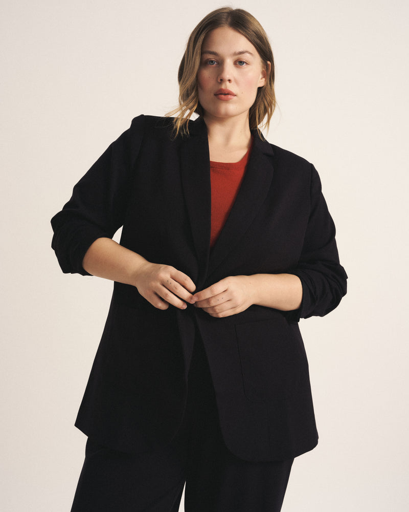 All Day Classic Blazer - Black | Plus Size & Straight Size Women's Fashion | Universal Standard