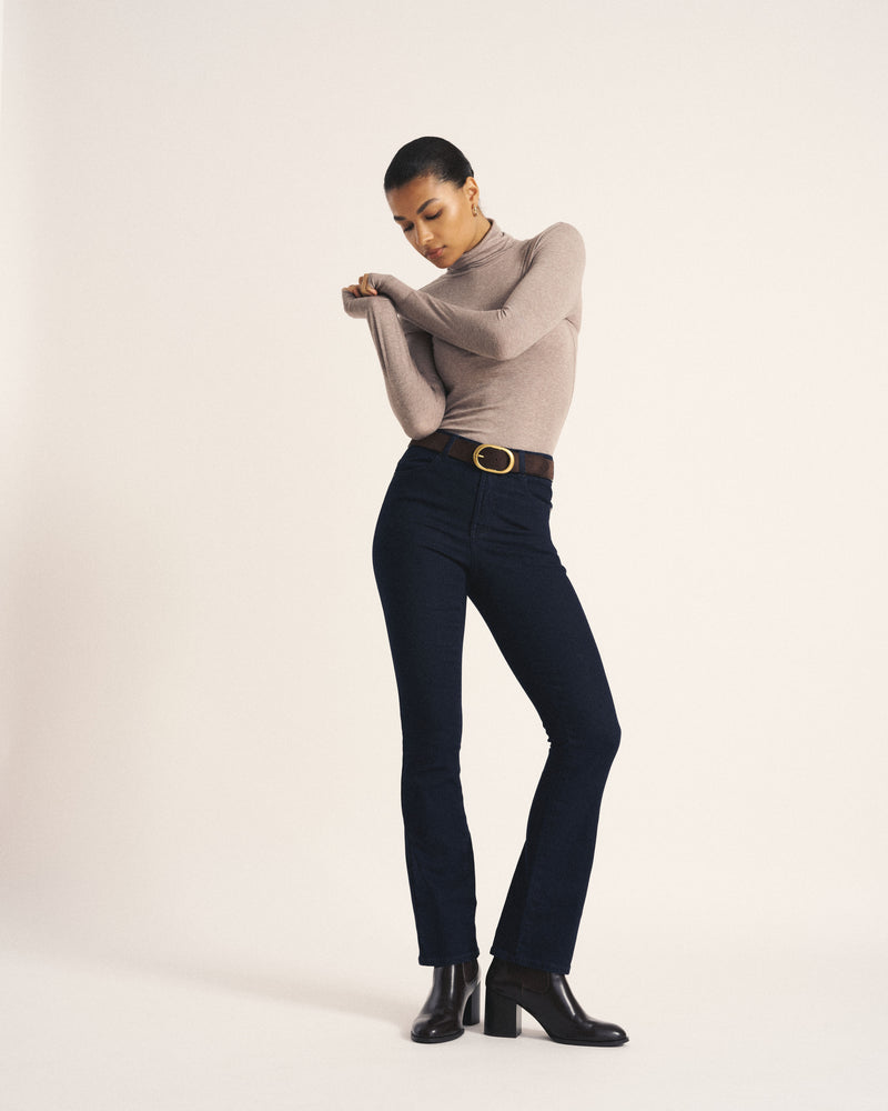 Marne Bootcut Jeans 32 inch - Dark Indigo | Plus Size & Straight Size Women's Fashion | Universal Standard