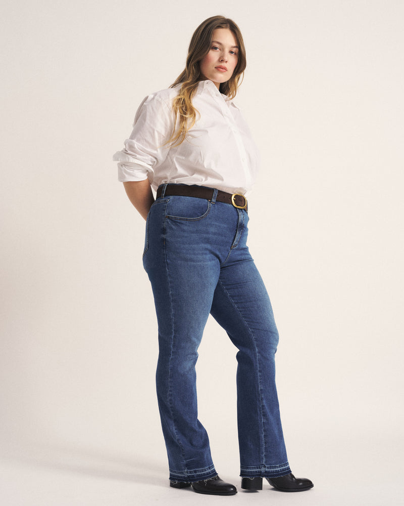 Marne Bootcut Jeans 32 inch - Kalamazoo Blue | Plus Size & Straight Size Women's Fashion | Universal Standard