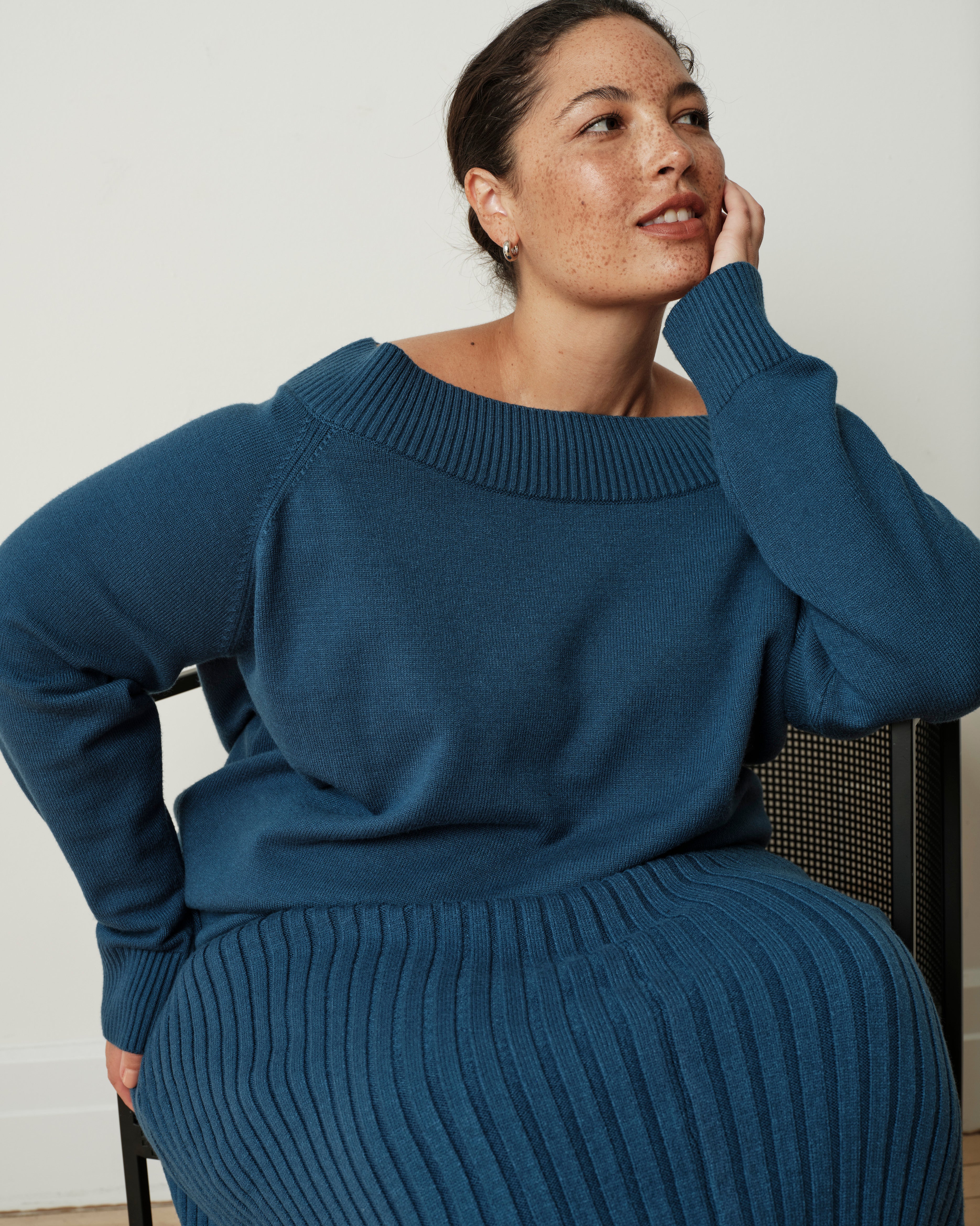 Noomi Cold Shoulder Sweater - Deep Teal – Universal Standard