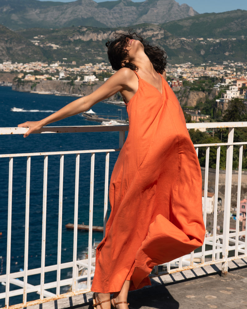 Kite Linen Dress - Italian Orange | Plus Size & Straight Size Women's Fashion | Universal Standard