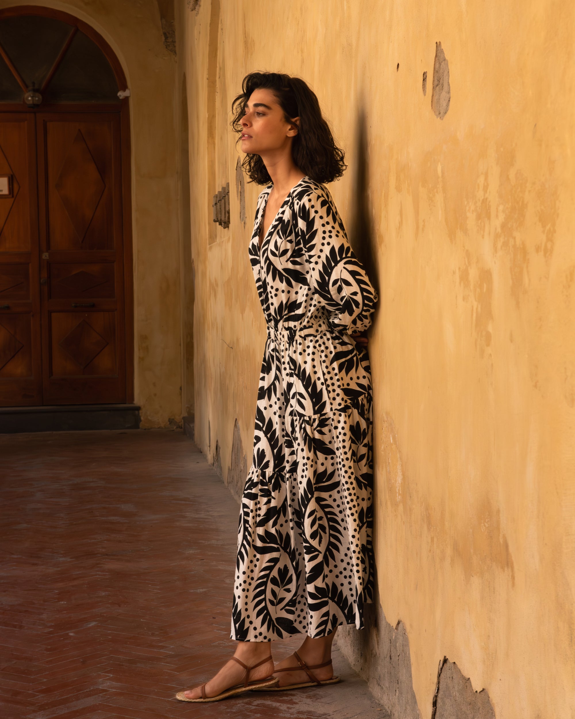Sorrento Linen Midi Dress - Vine Print Universal Standard Sorrento Linen Midi Dress - Vine Print Universal Standard