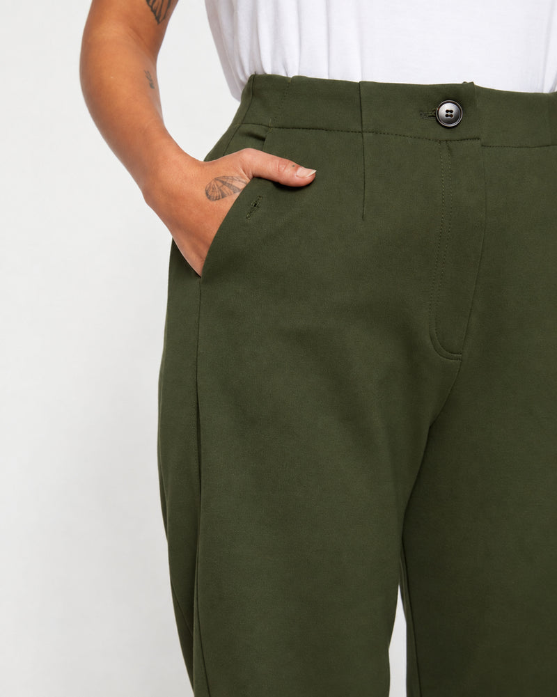 Audrey Relaxed Uniform Ponte Workpant - Kombu Green | Plus Size & Straight Size Women's Fashion | Universal Standard