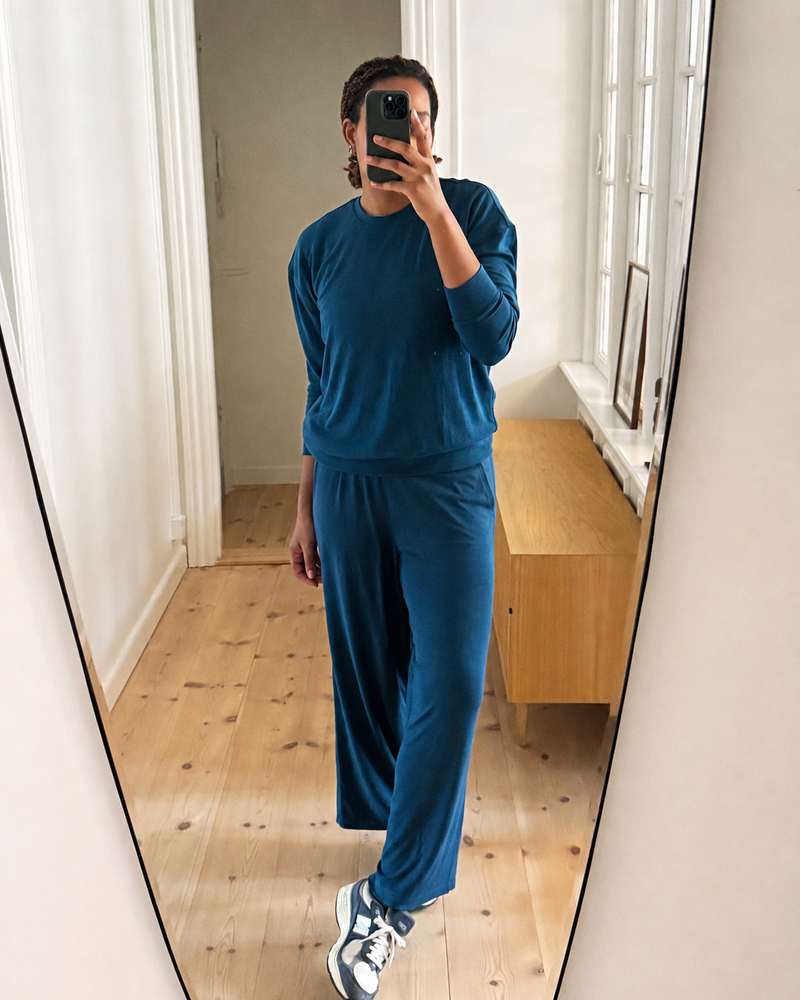 TravelKnit Relaxed Pants - Blue Teal | Plus Size & Straight Size Women's Fashion | Universal Standard