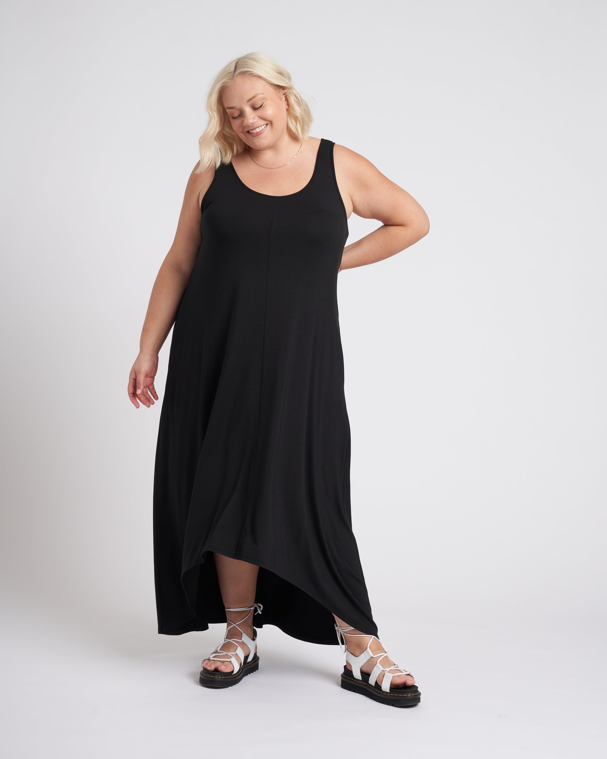 Athena Divine Jersey Dress - Black | Plus Size & Straight Size Women's Fashion | Universal Standard