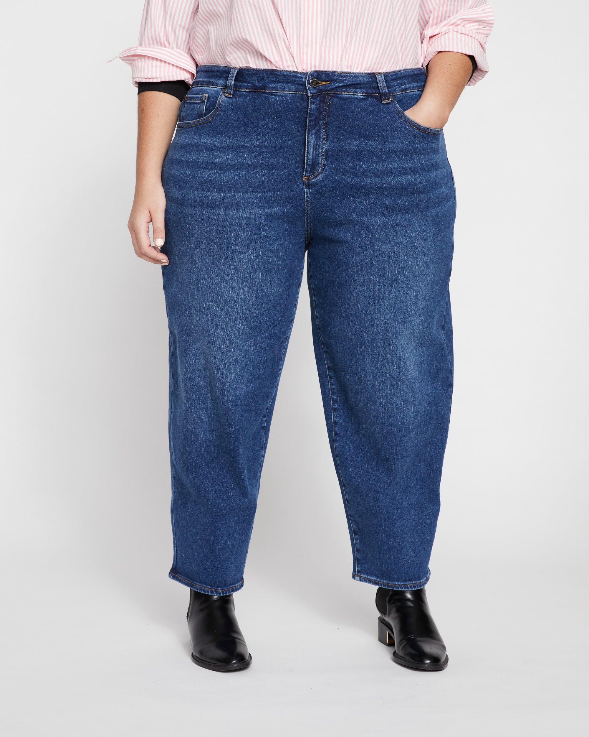 Lou High Rise Barrel Leg Jeans Union City Blue – Universal Standard