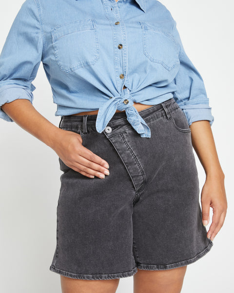 かわいい新作 Crossover Rise High Katie Denim Black Washed - Shorts パンツ