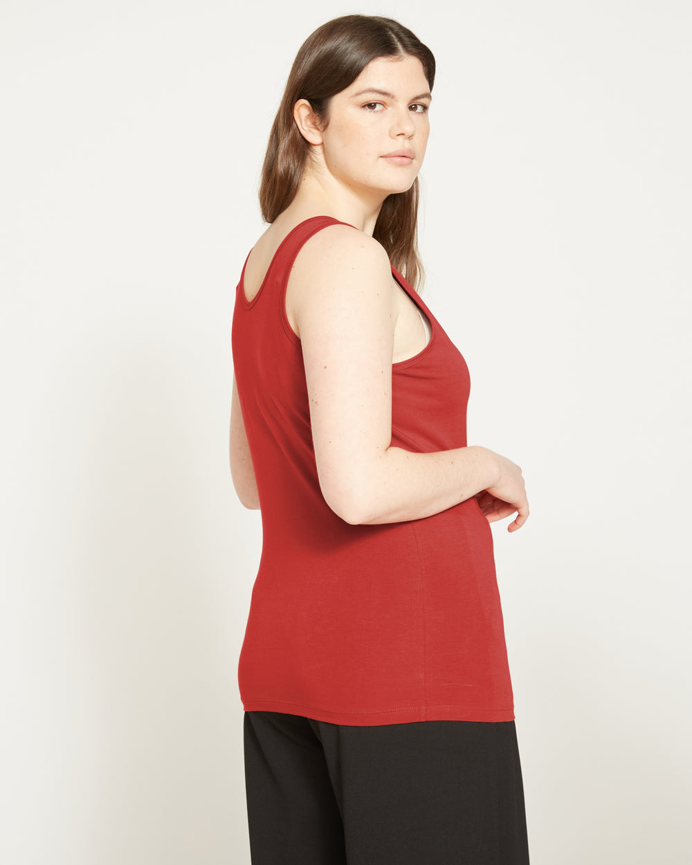 Double V Tank - Red