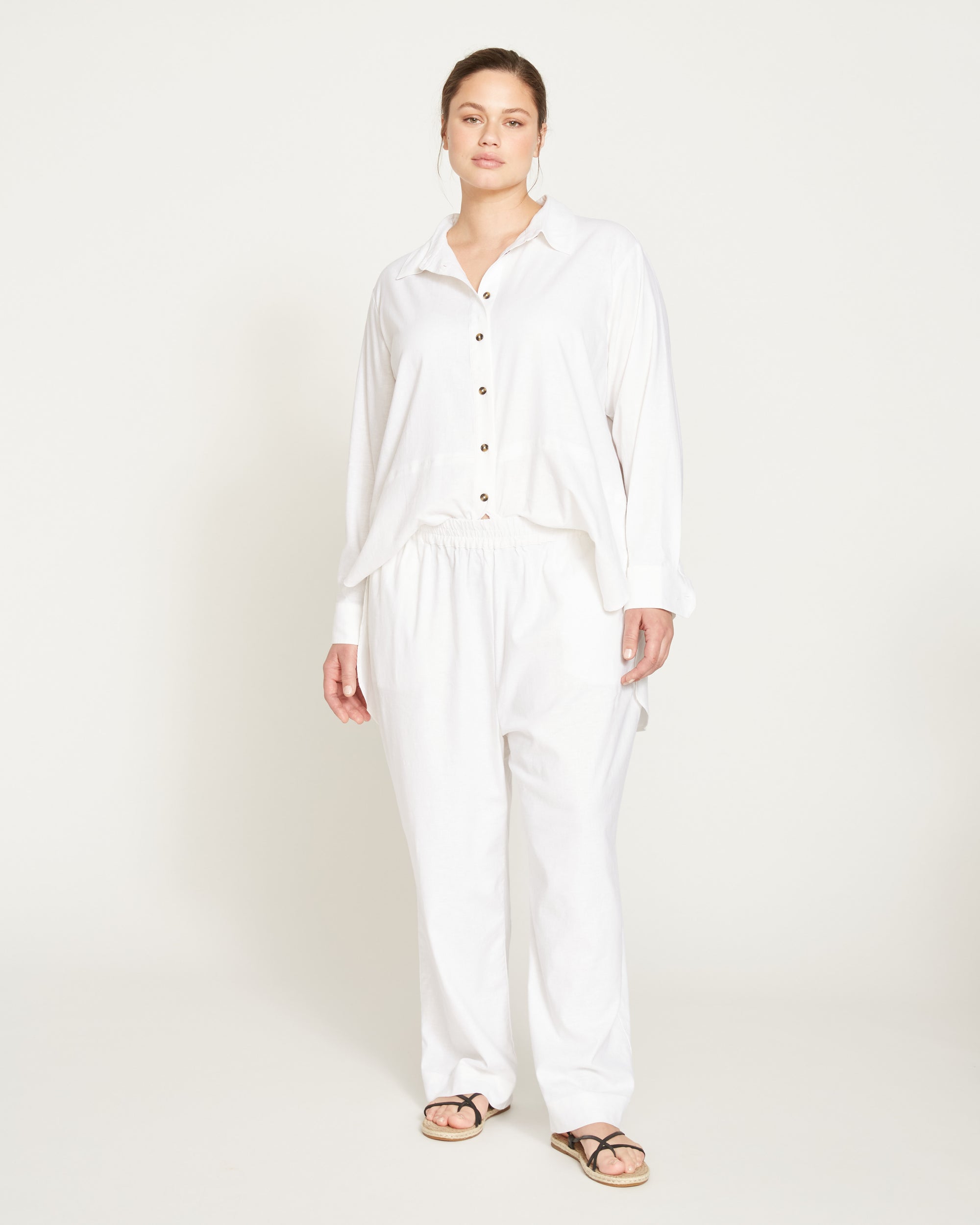 Dawn Linen Hi Low Tunic - White | Plus Size & Straight Size Women's Fashion | Universal Standard