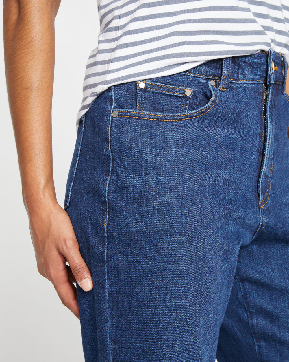 Donna High Rise Curve Straight Leg Jeans 32 Inch - Stonewash Indigo