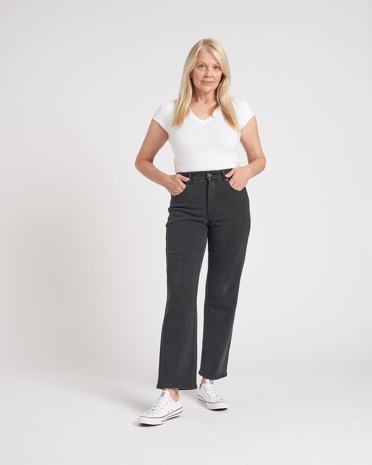 Etta High Rise Straight Leg Jeans 31 Inch - Washed Black
