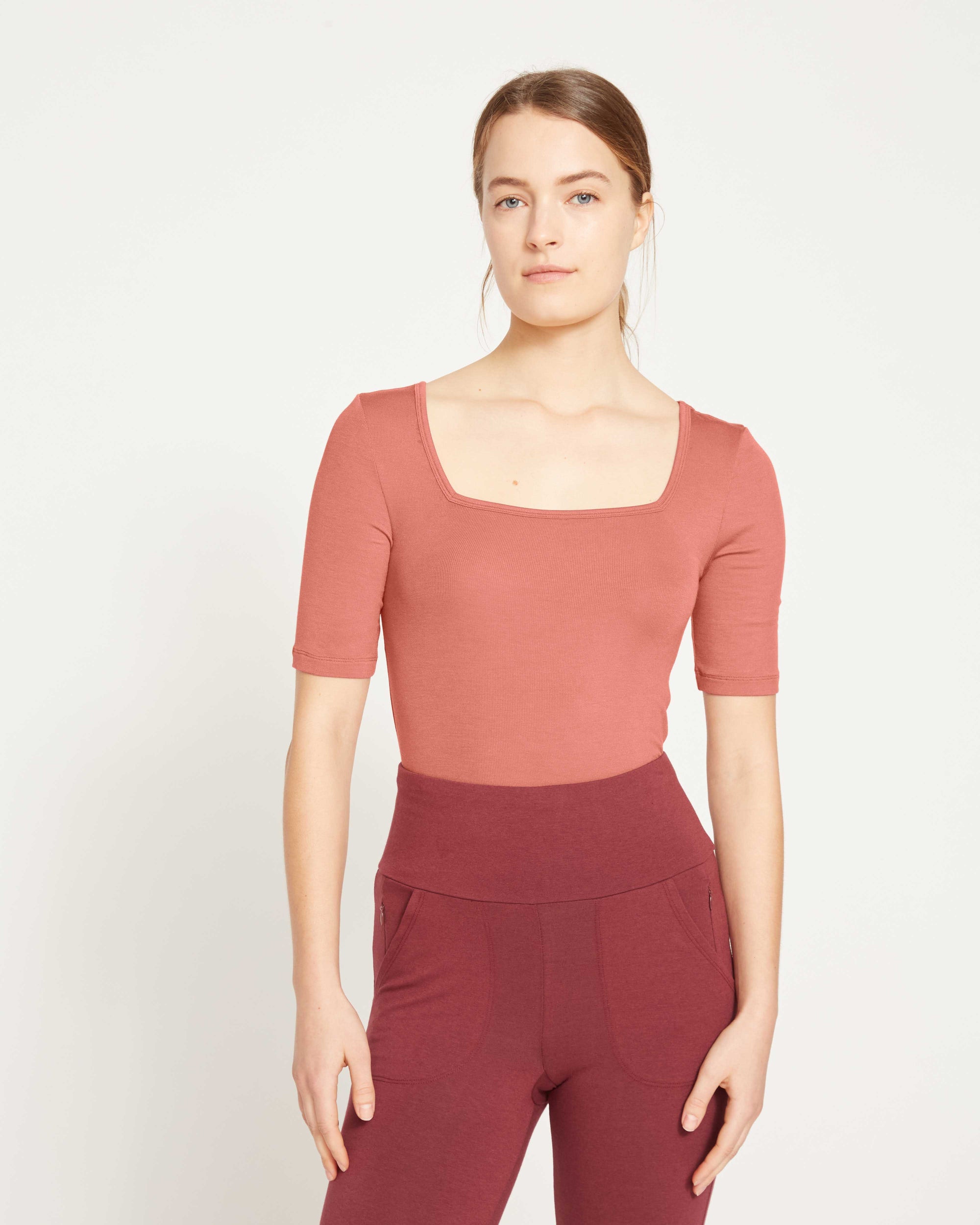 Cloud Rib Short Sleeve Square Neck Tee - Terracotta | Plus Size & Straight Size Women's Fashion | Universal Standard