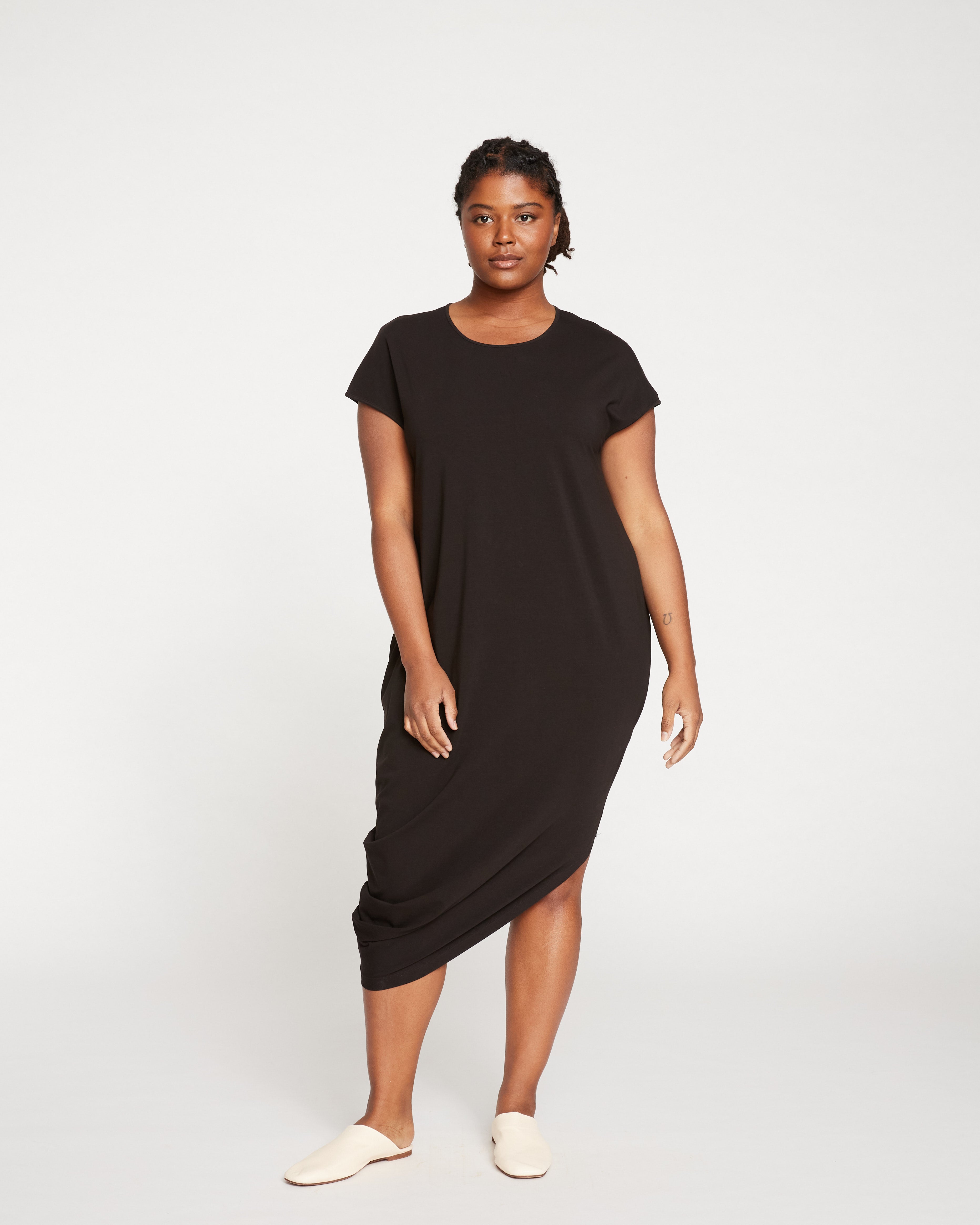 Iconic Geneva Dress - Black – Universal Standard