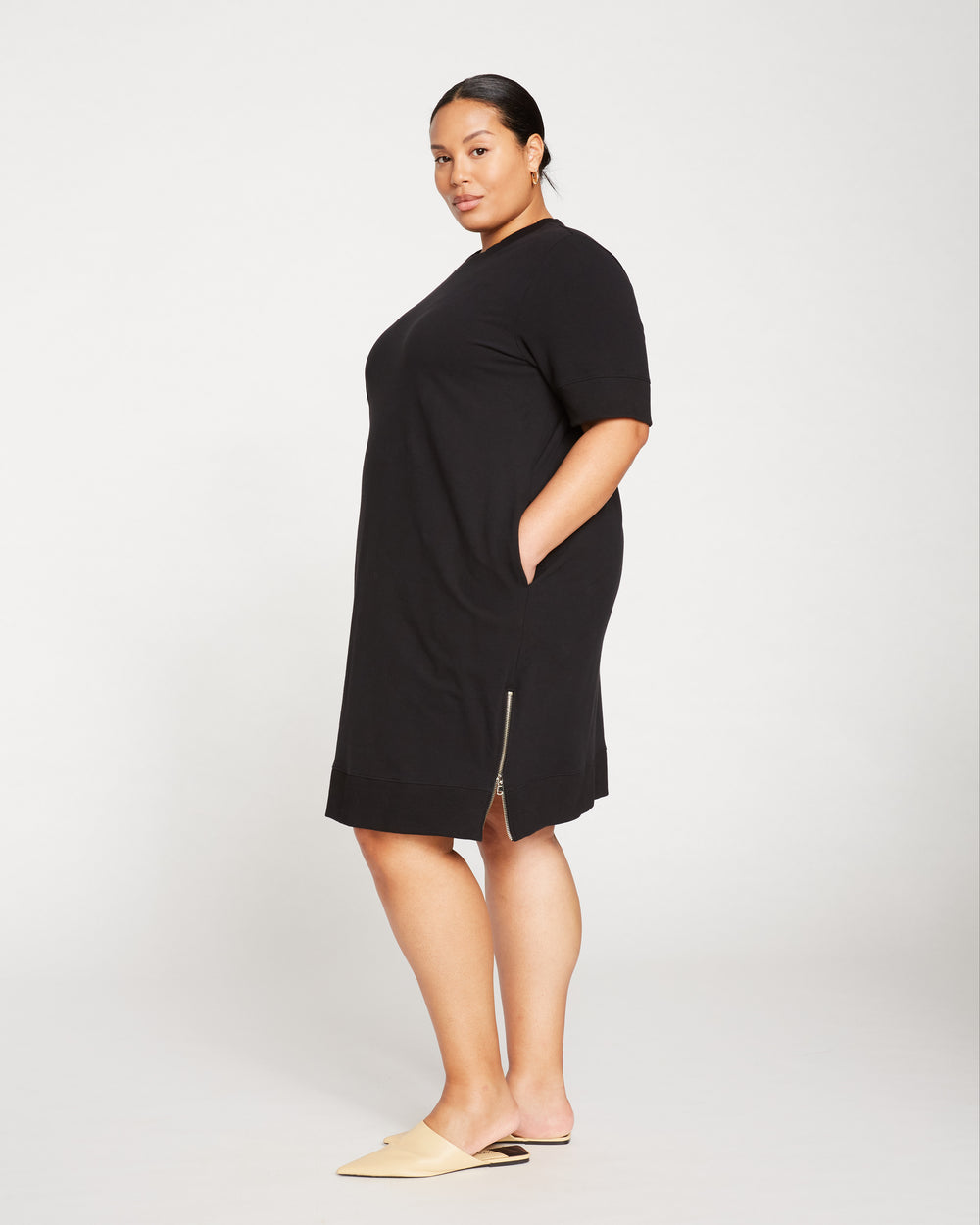 Grace Short Sleeve Sweatshirt Dress - Black