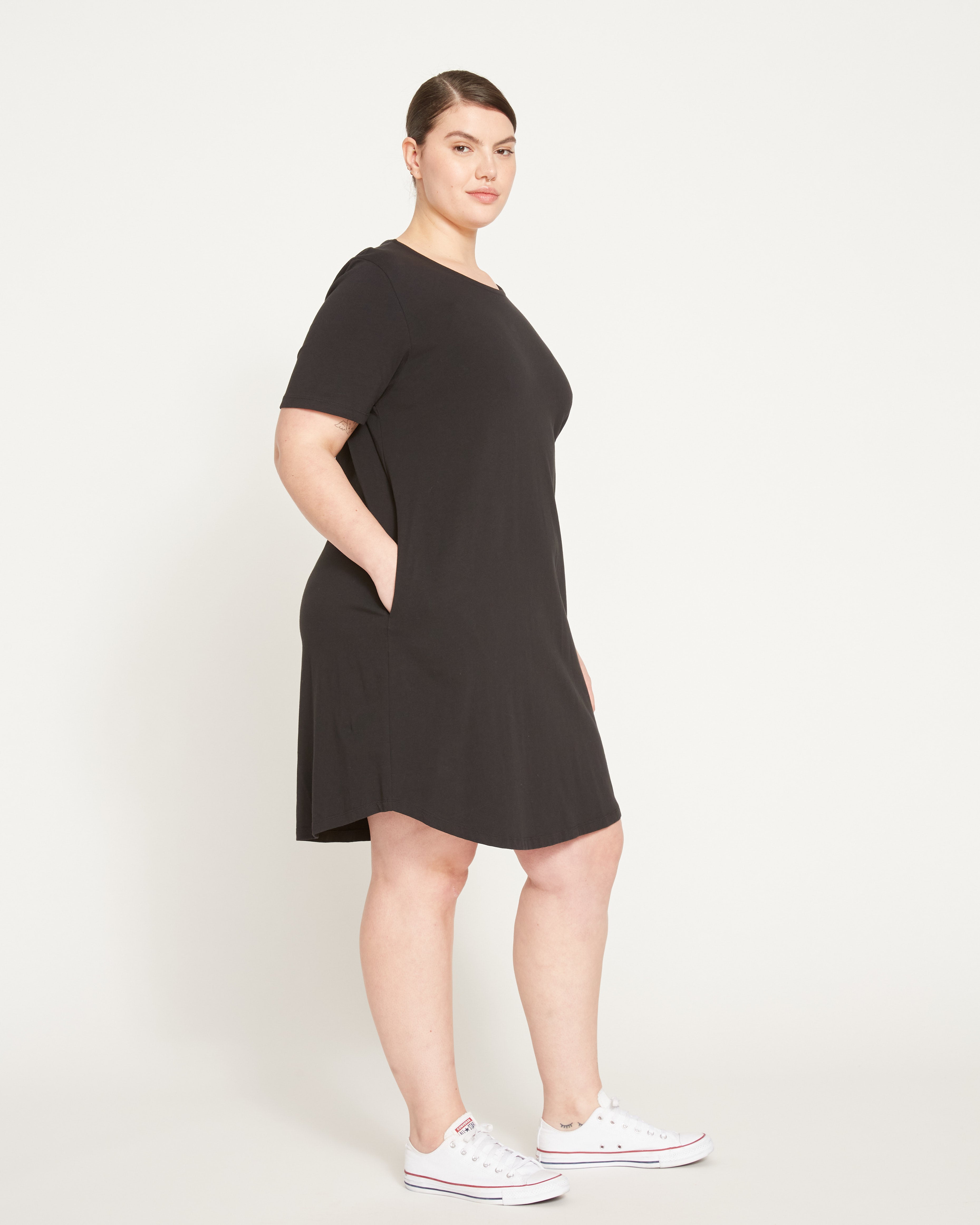 Halie T-Shirt Dress - Black – Universal Standard