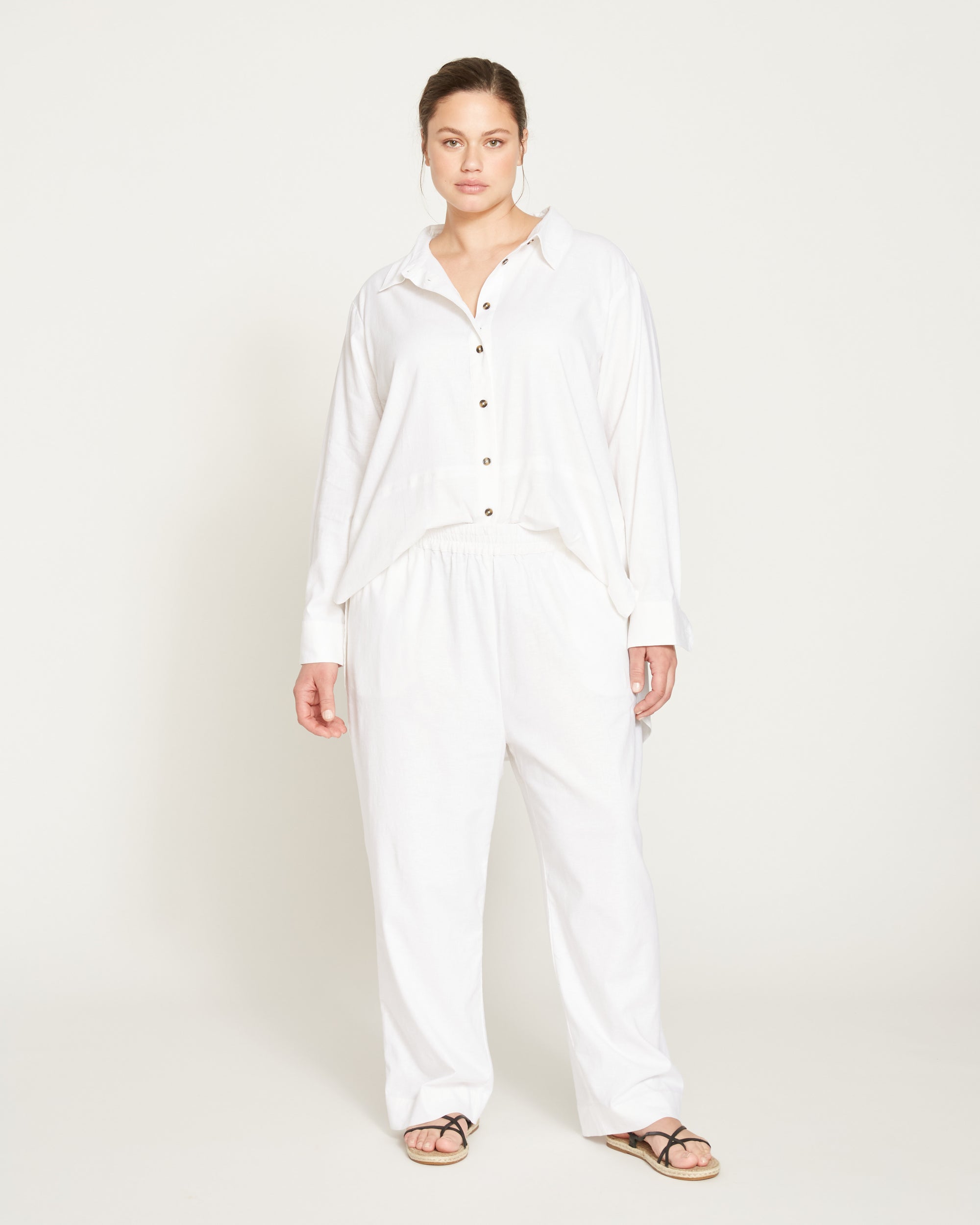 Iris Linen Blend Easy Pull-On Pants - White | Plus Size & Straight Size Women's Fashion | Universal Standard