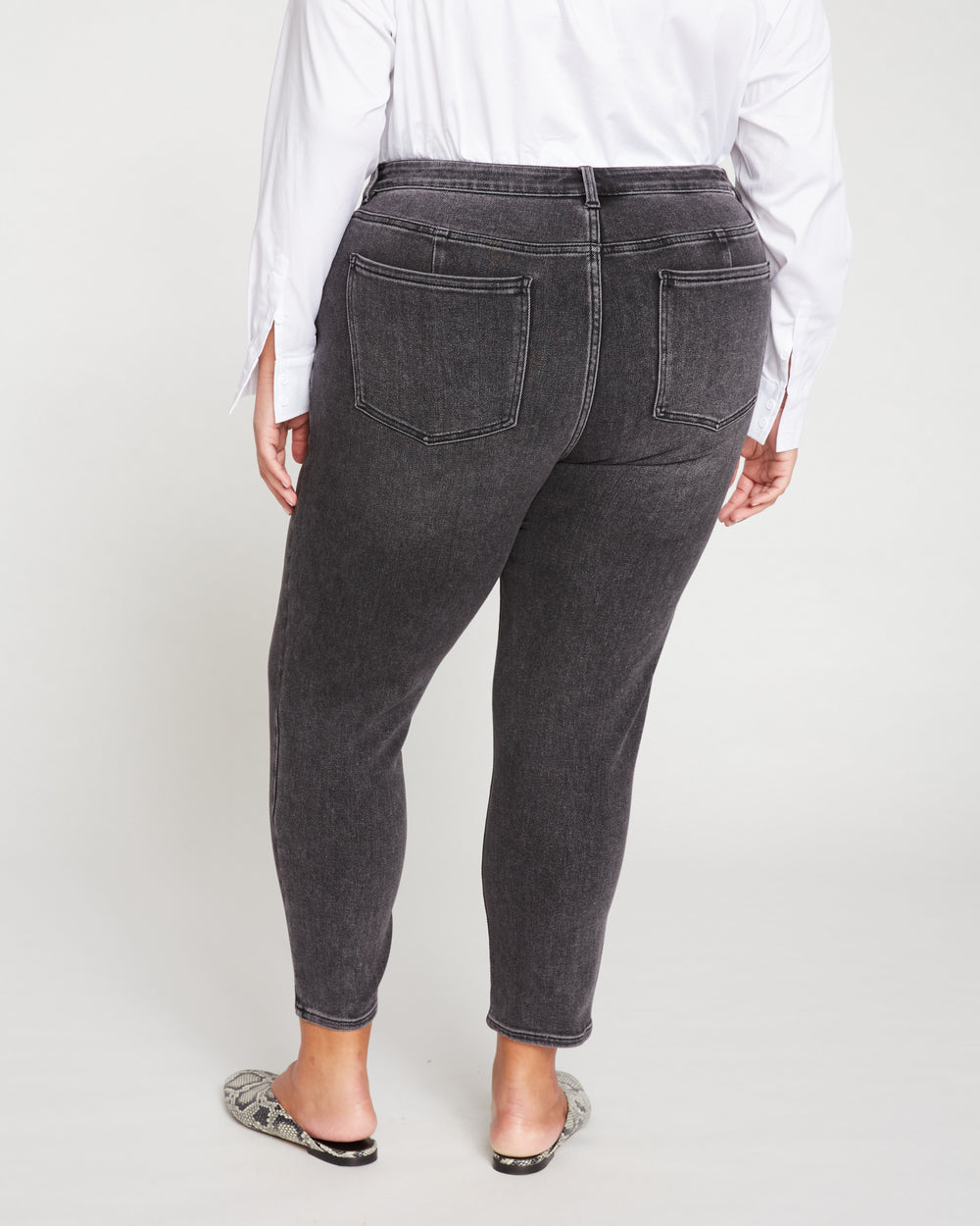Joni High Rise Curve Slim Leg Jeans 27 Inch - Soft Black