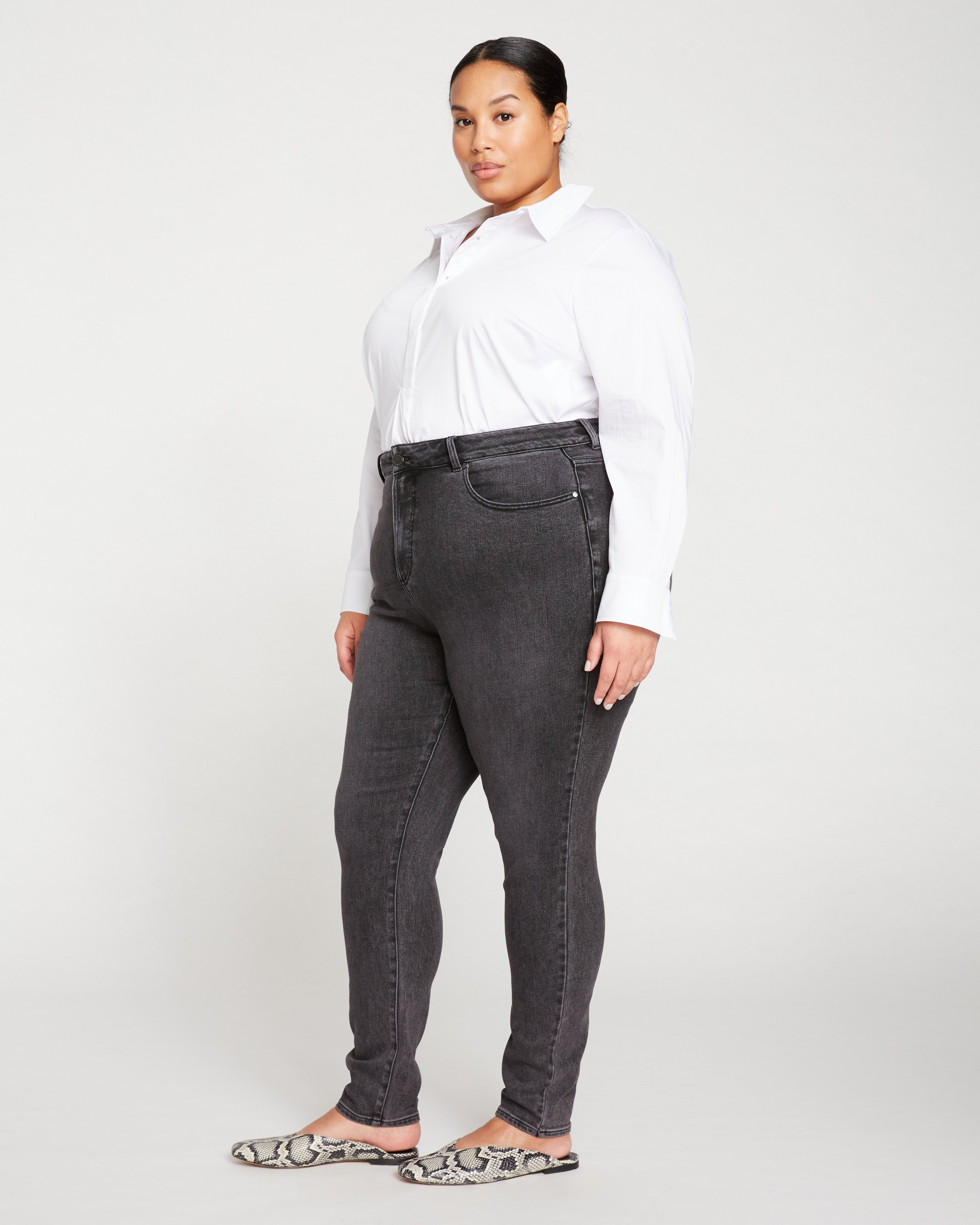 Joni High Rise Curve Slim Leg Jeans 32 Inch - Soft Black Joni High Rise Curve Slim Leg Jeans 32 Inch - Soft Black