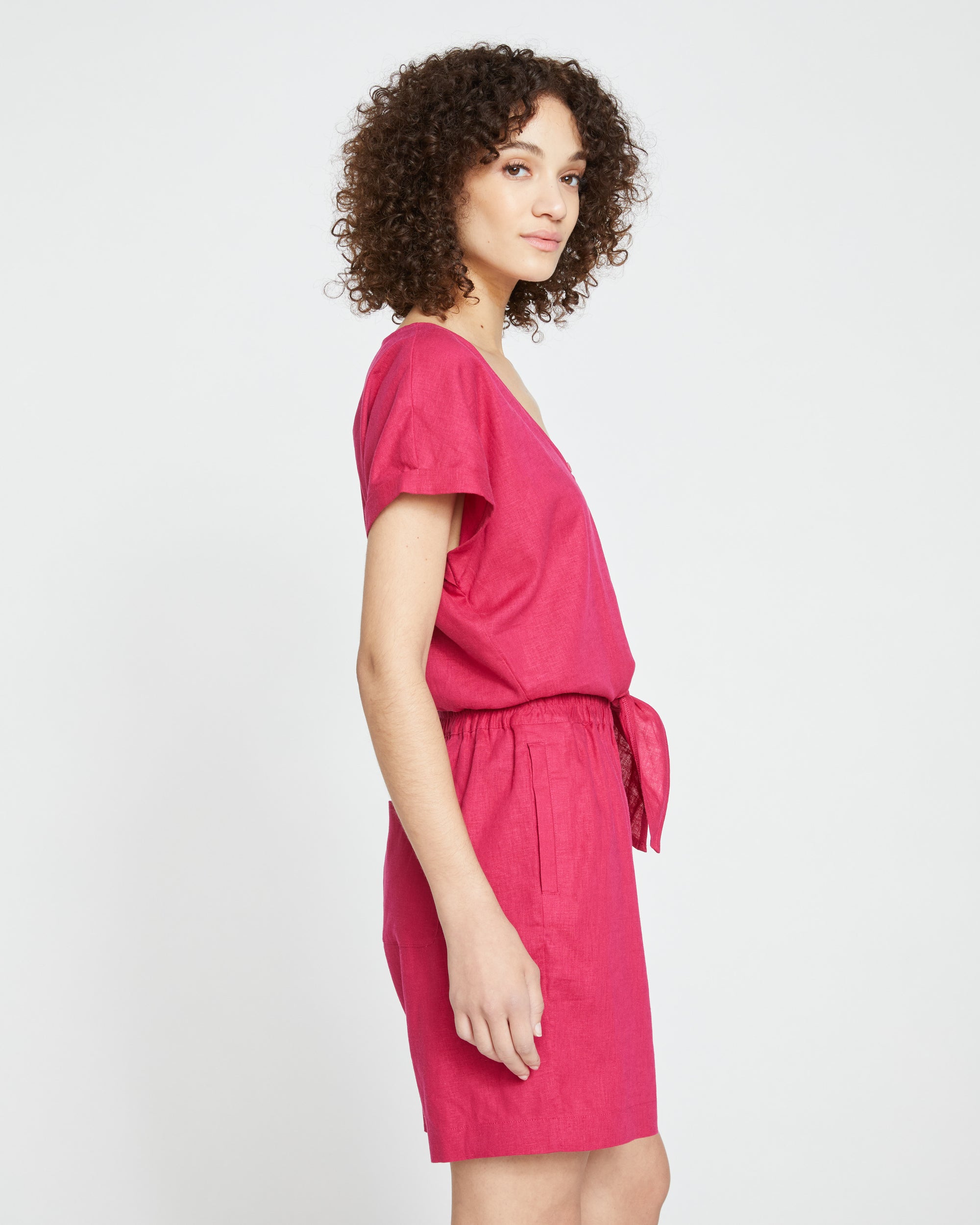 Juniper Linen Easy Pull-On Shorts - Cerise