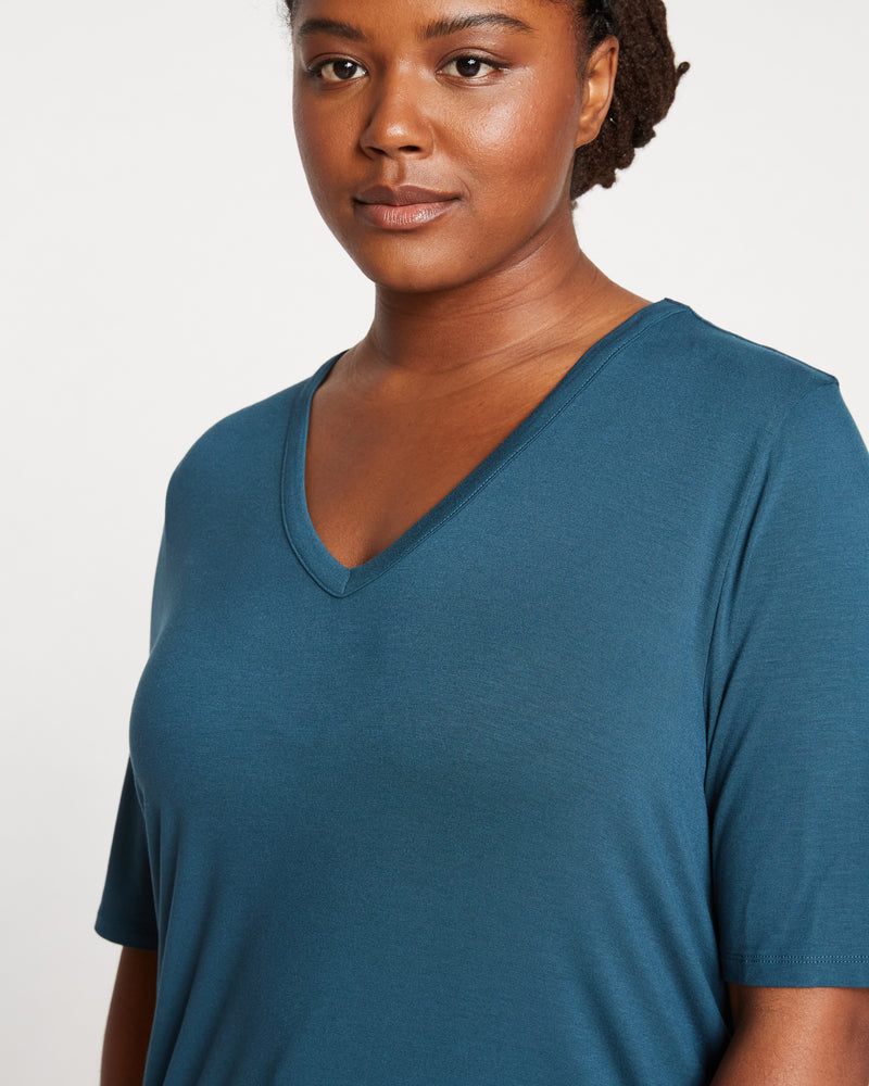 Lily Liquid Jersey V-Neck Stovepipe Tee - Teal