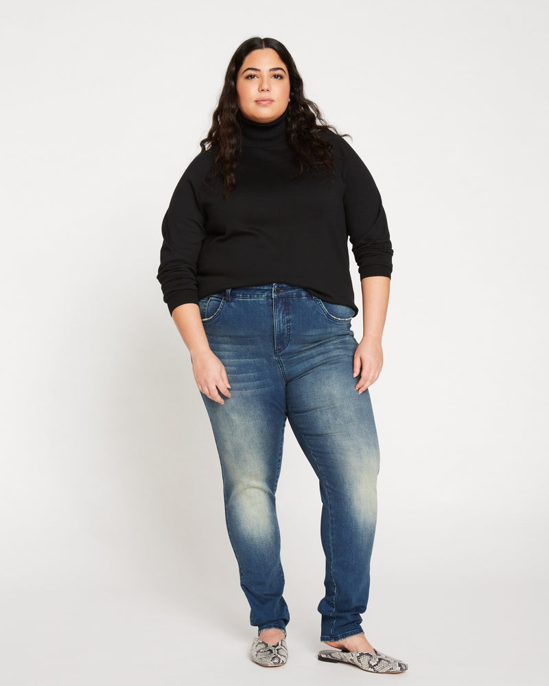 Logan High Rise 5 Pocket Vintage Jeans - Distressed Blue
