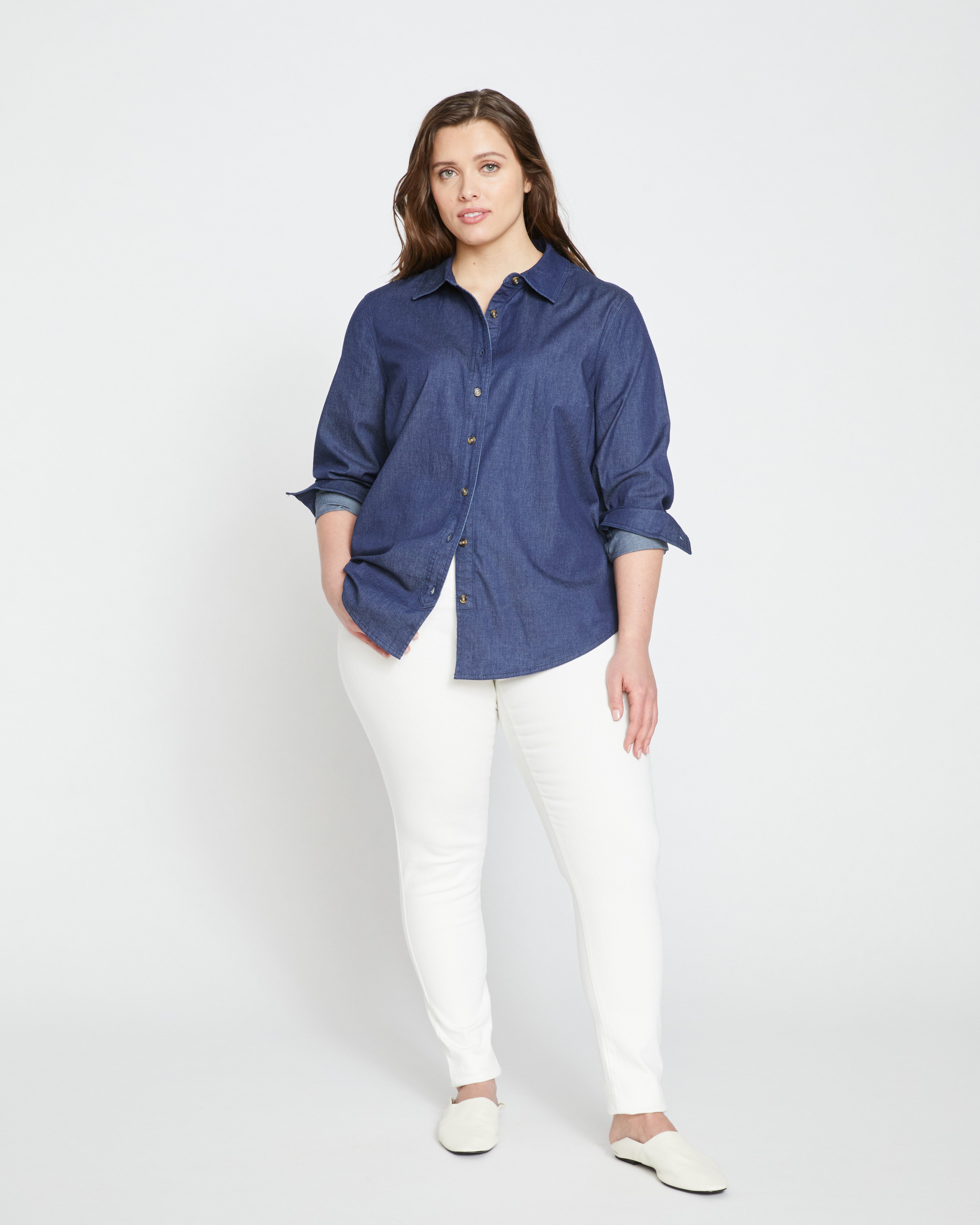 Minimalist Stretch Cotton Chambray Shirt - Dark Indigo – Universal