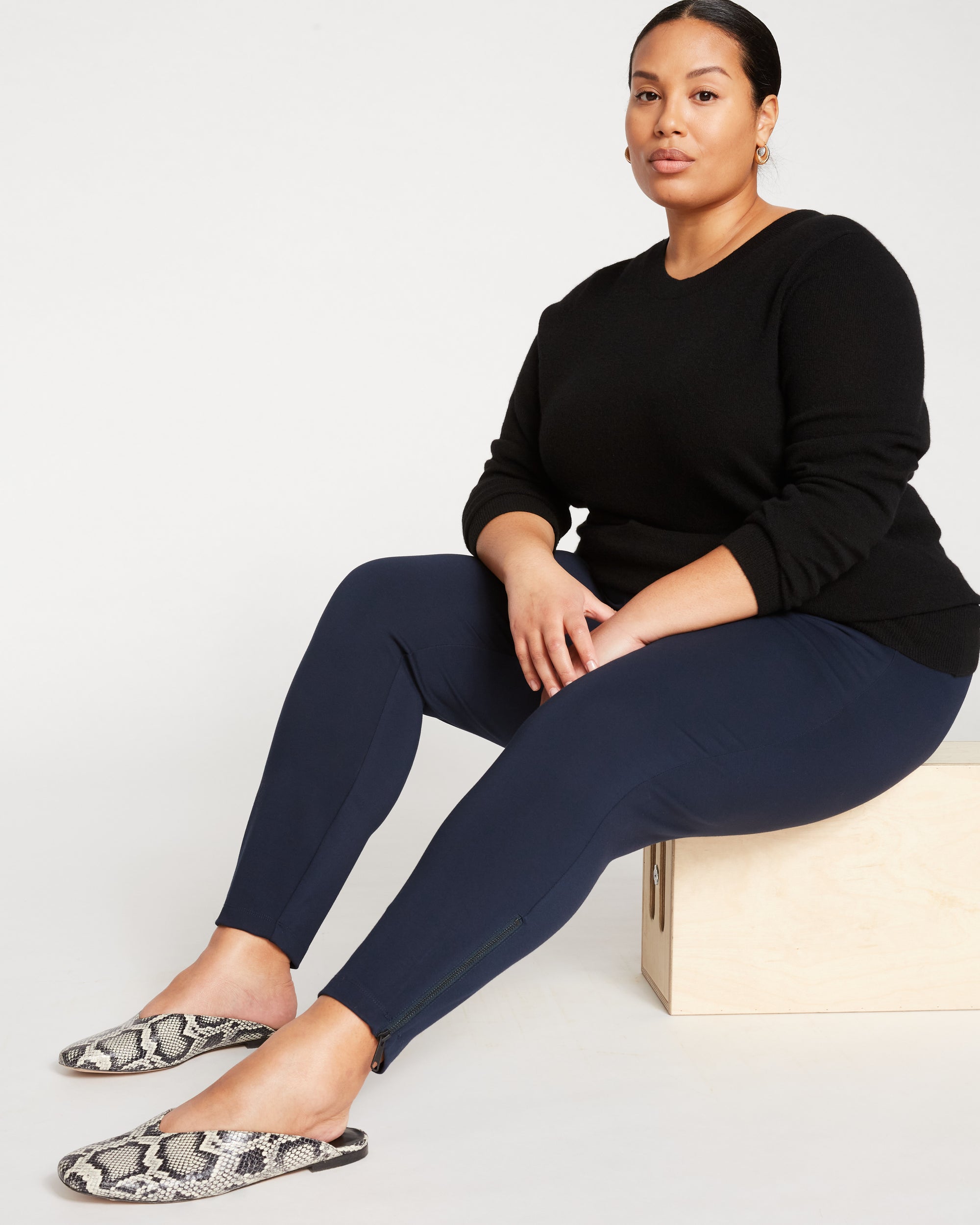 Woman wearing Moro Pocket Signature Ponte Pants - Navy from Universal Standard