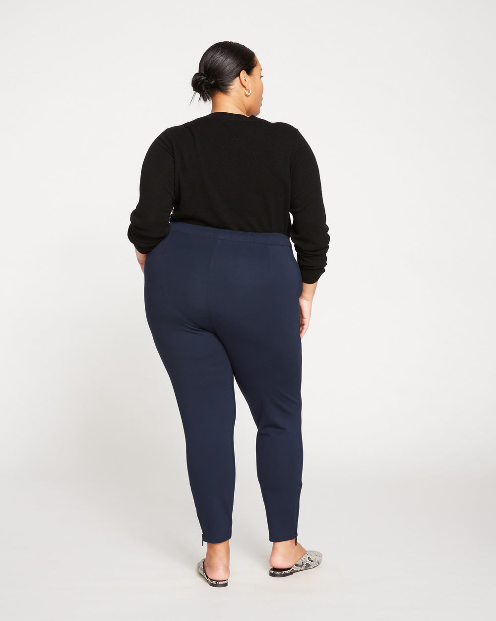 Moro Pocket Signature Ponte Pants - Navy