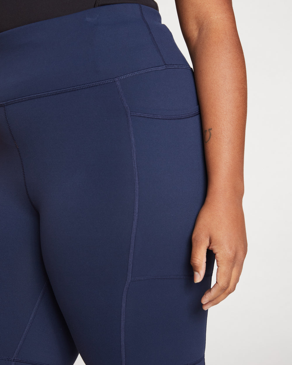 Next-to-Naked Bike Shorts - Navy