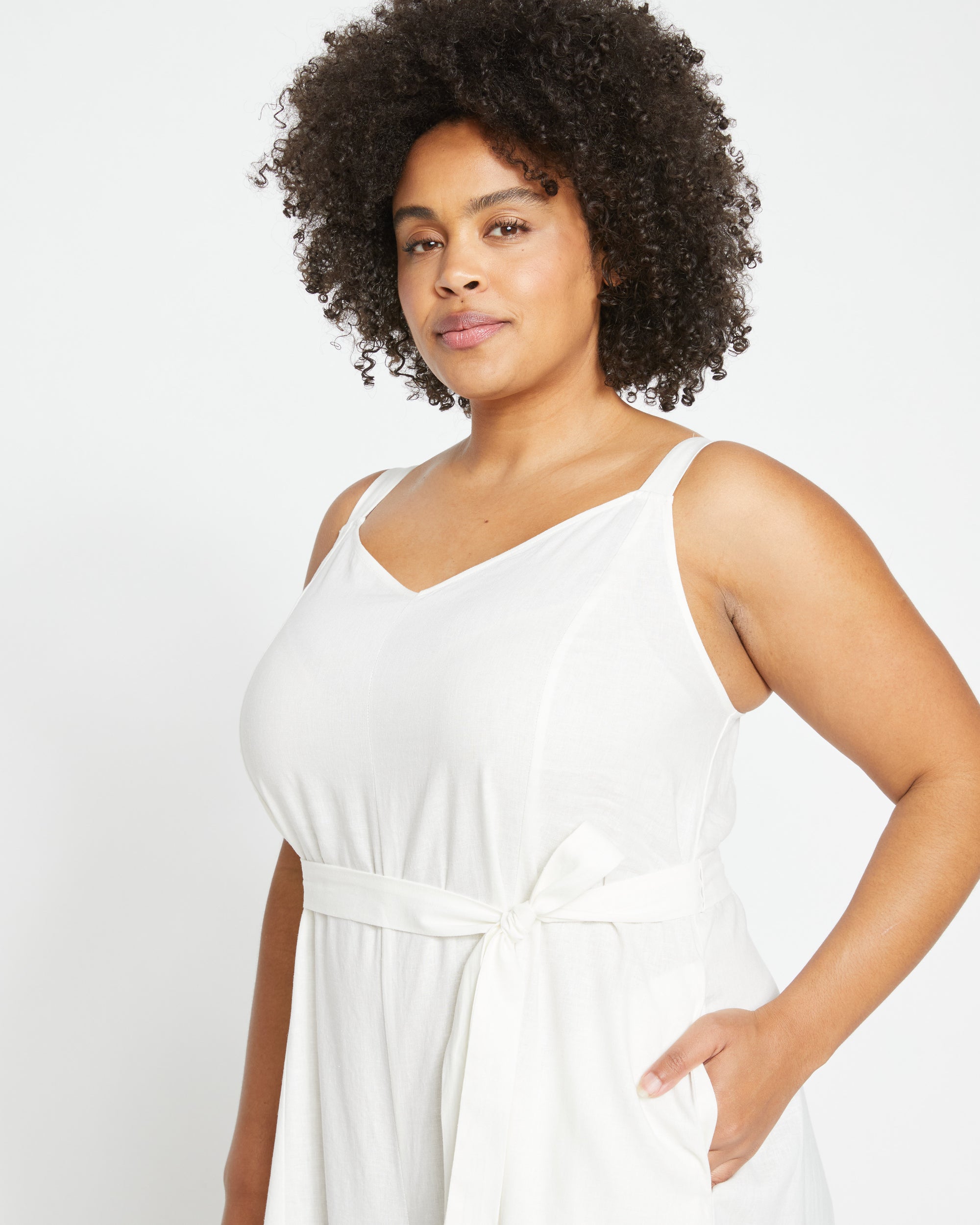 Promenade Linen Jumpsuit White – Universal Standard