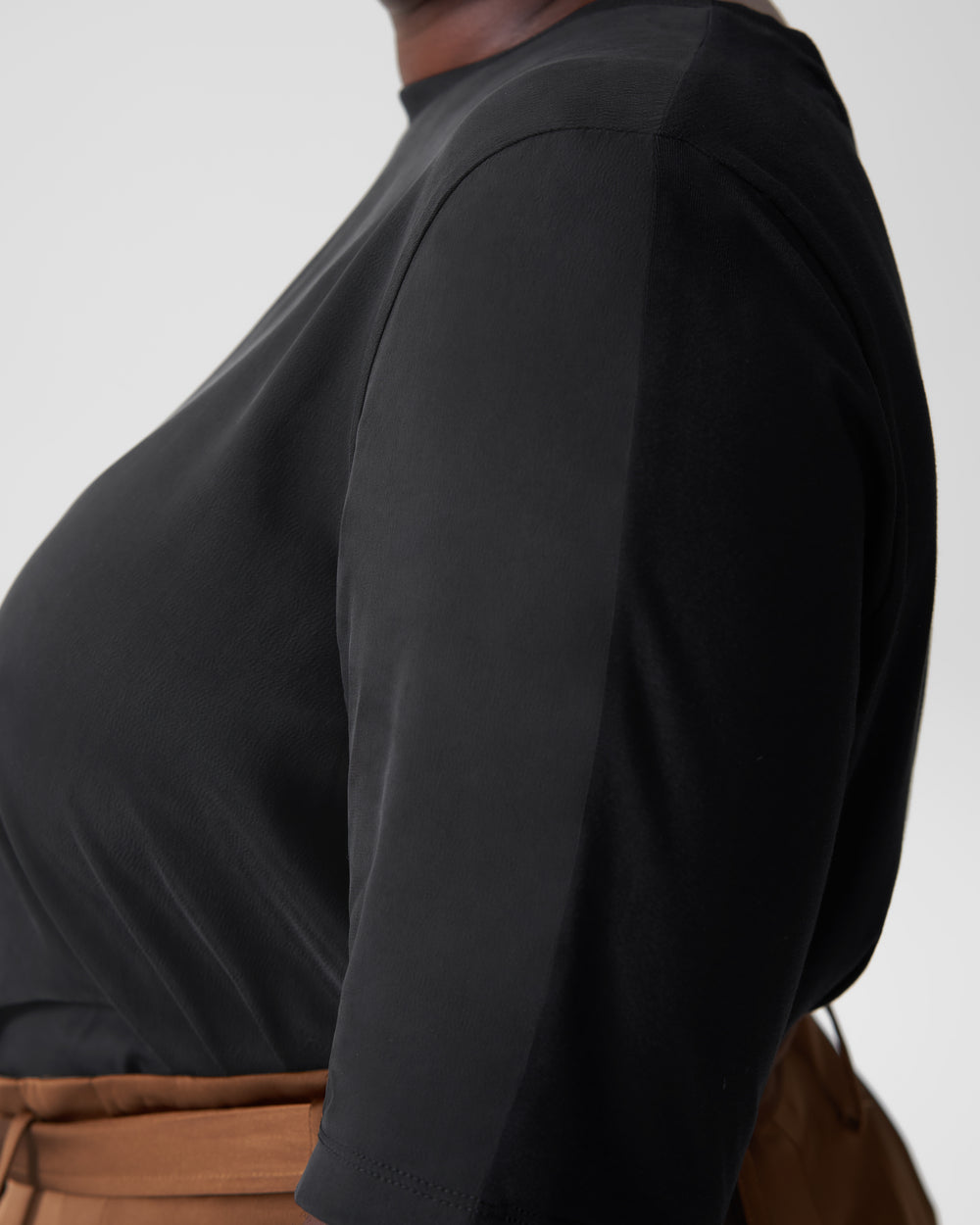 Arvo Cupro Mix Tee - Black