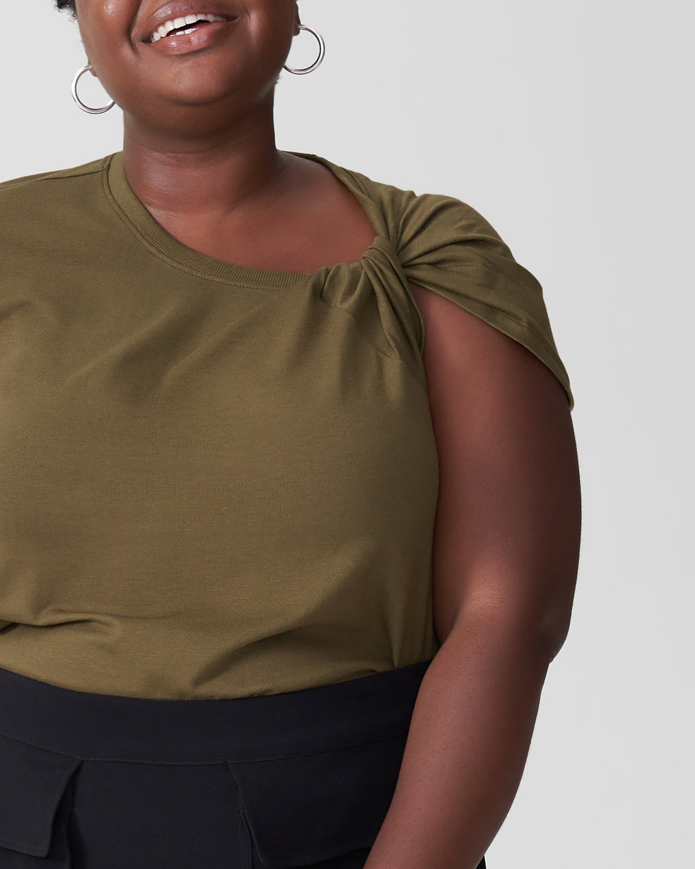 Rosa Twist Tee - Olive
