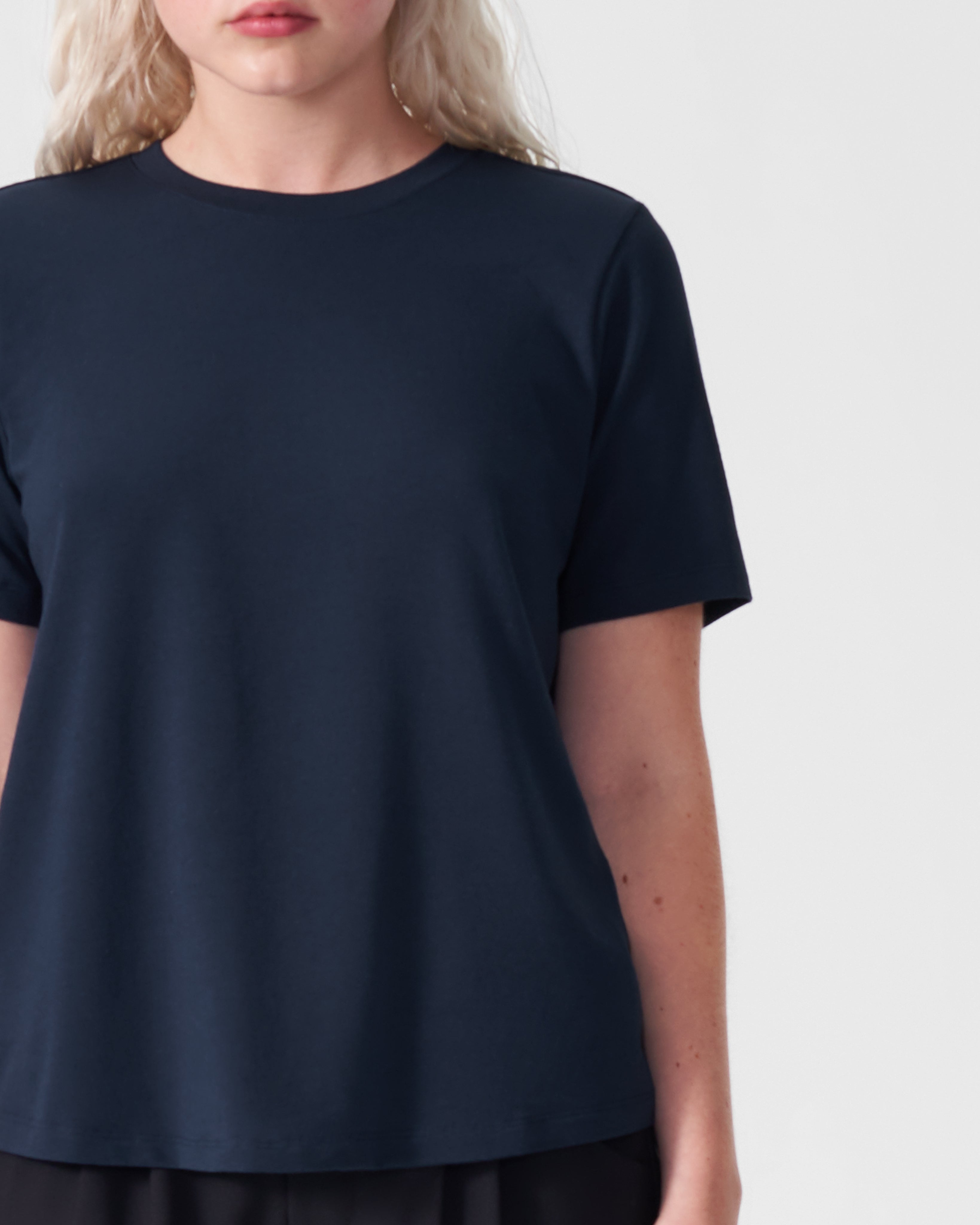 Petite Tee Rex - Navy – Universal Standard