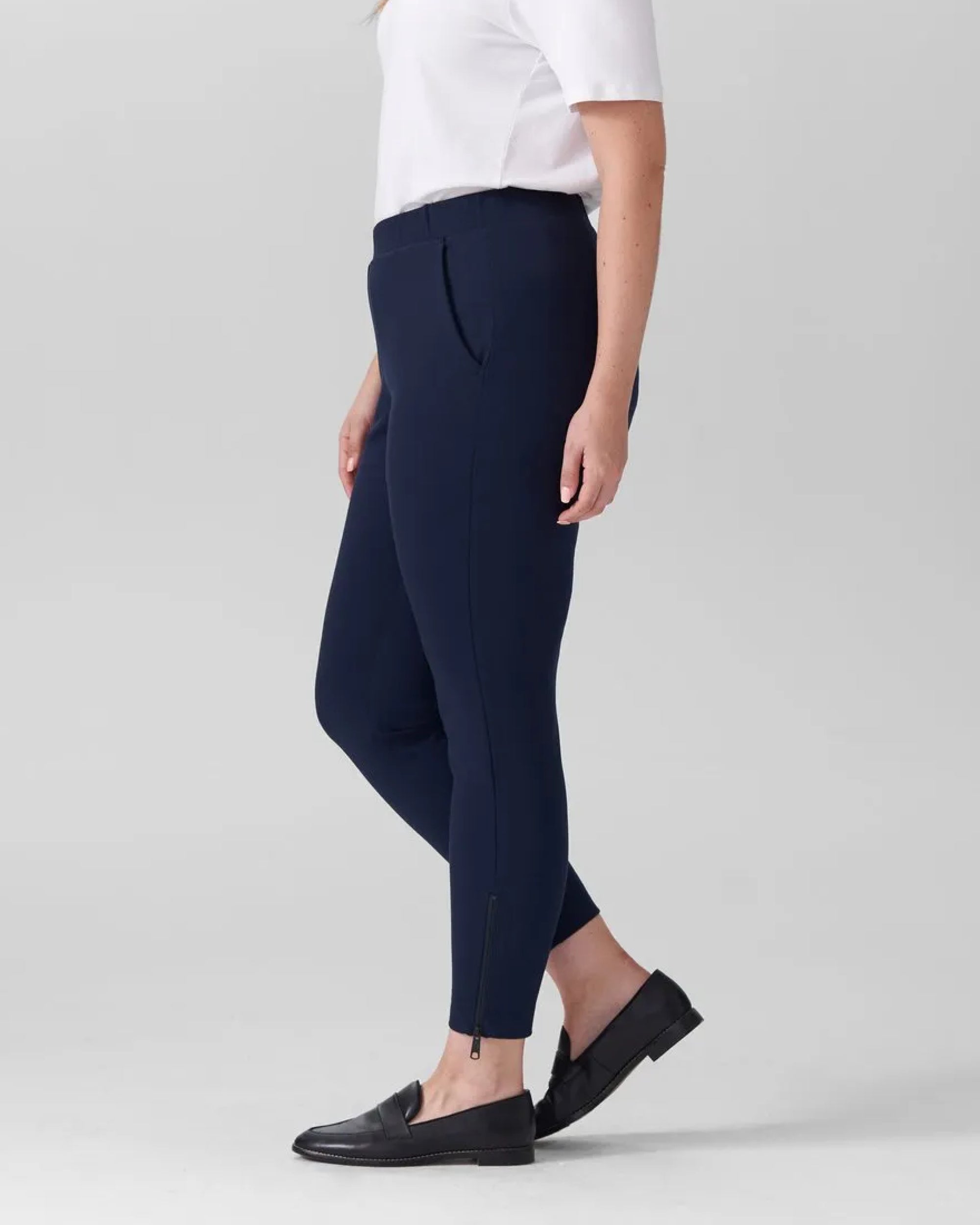 Woman wearing Moro Pocket Signature Ponte Pants - Navy from Universal Standard