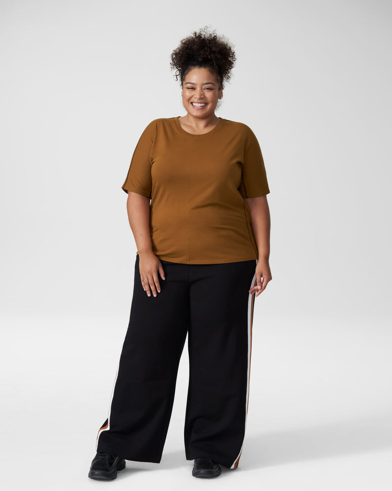 Venencia Short Sleeve Contrast Stitch Top - Caramel