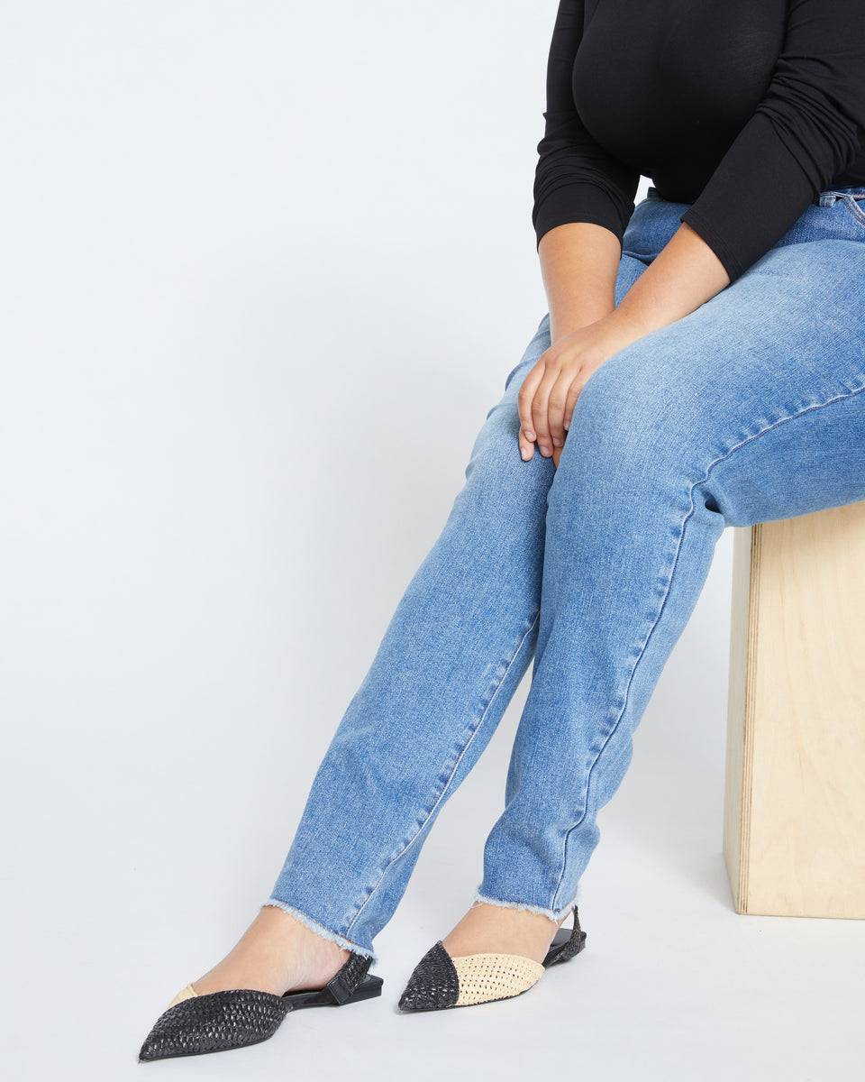 Joni High Rise Curve Slim Leg Jeans 32 Inch - Bright Indigo Zoom image 0