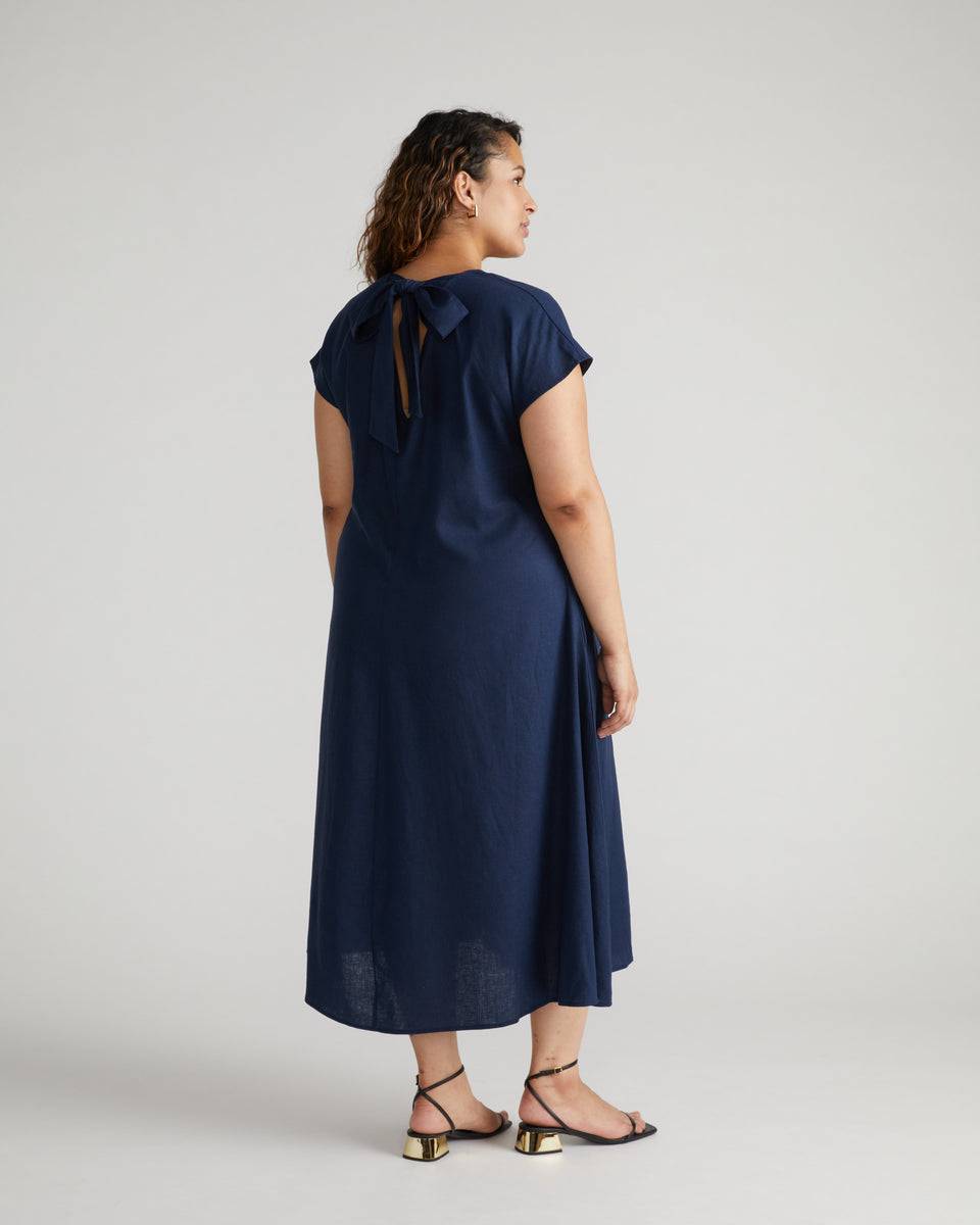 Louvre Bow Back Linen Dress - Classic Navy Zoom image 3