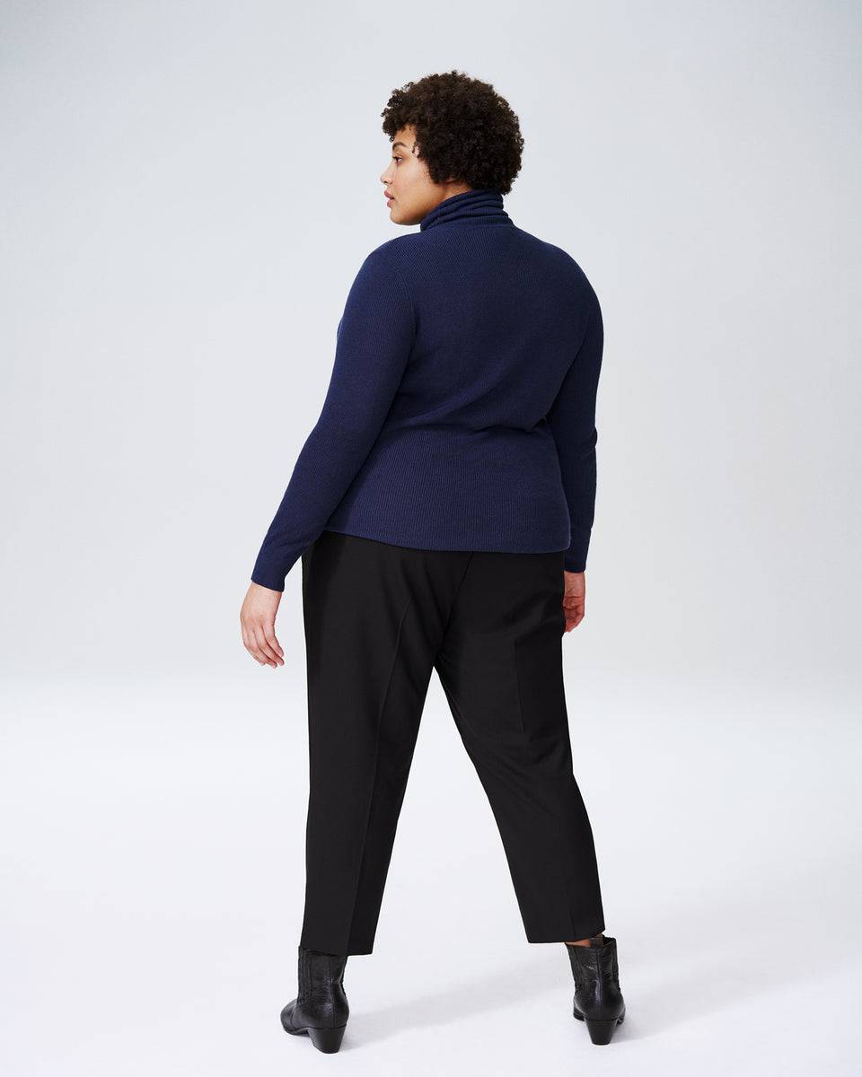 Slim Cut Trousers - Black Zoom image 3