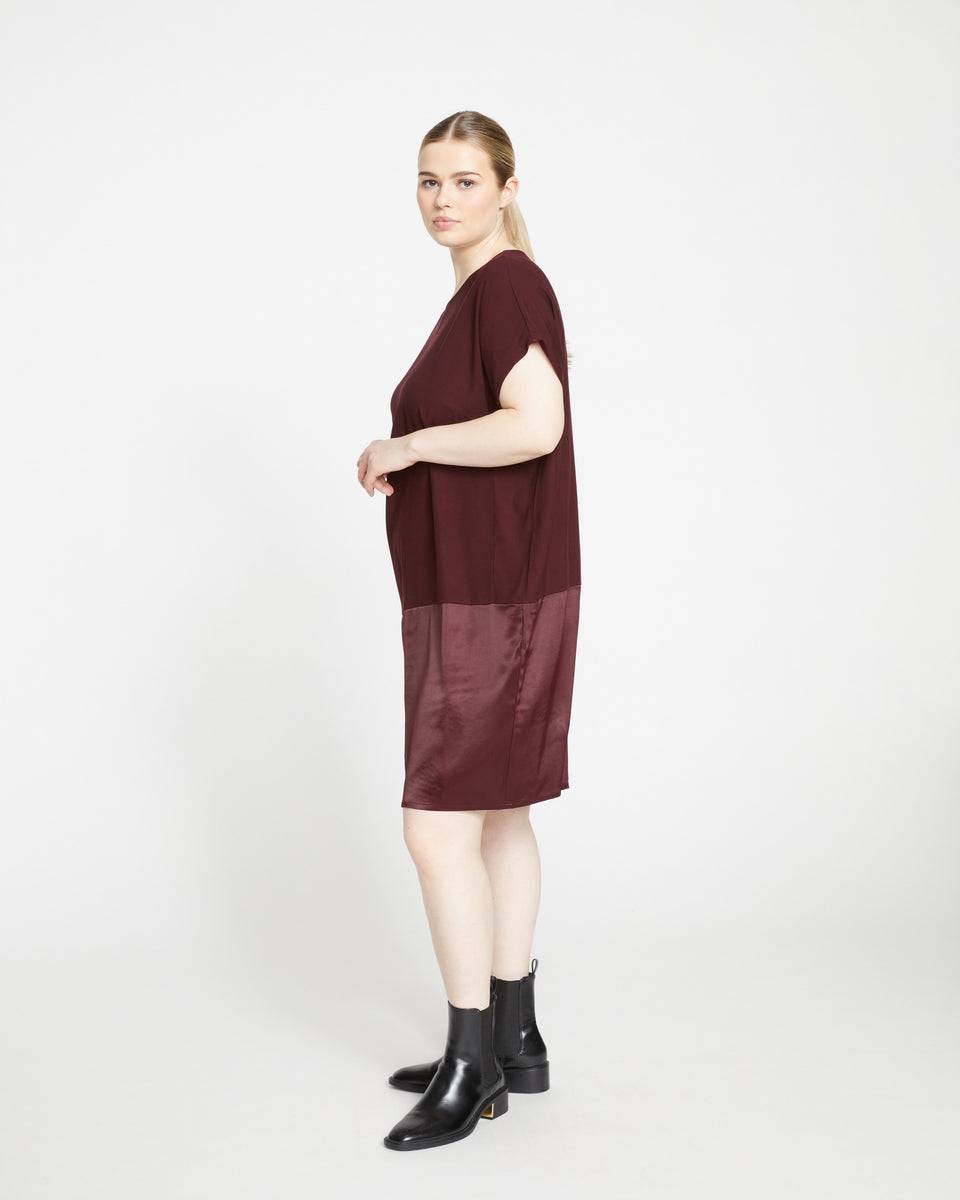 Avenir Double Luxe Dress - Black Cherry Zoom image 2