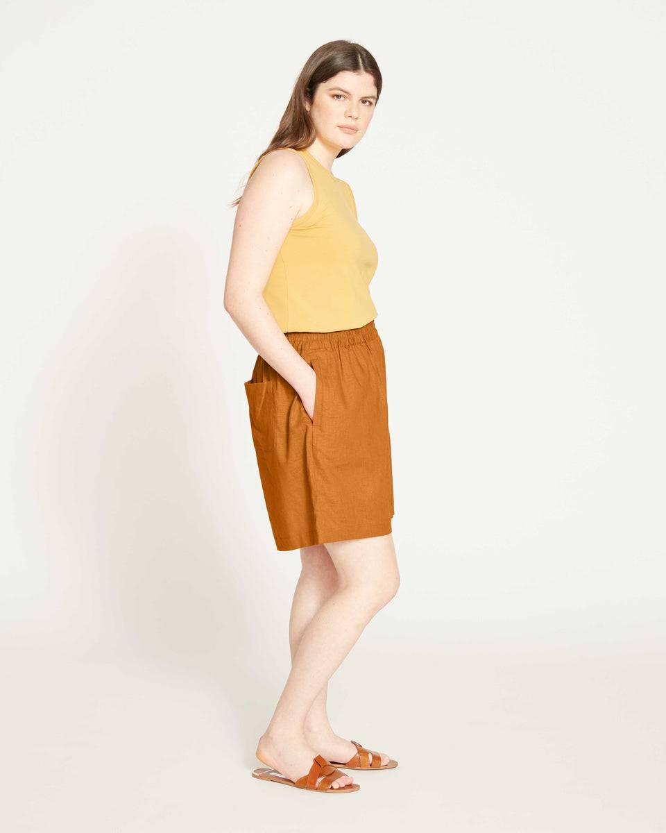 Juniper Linen Easy Pull-On Shorts - Caramel Zoom image 3